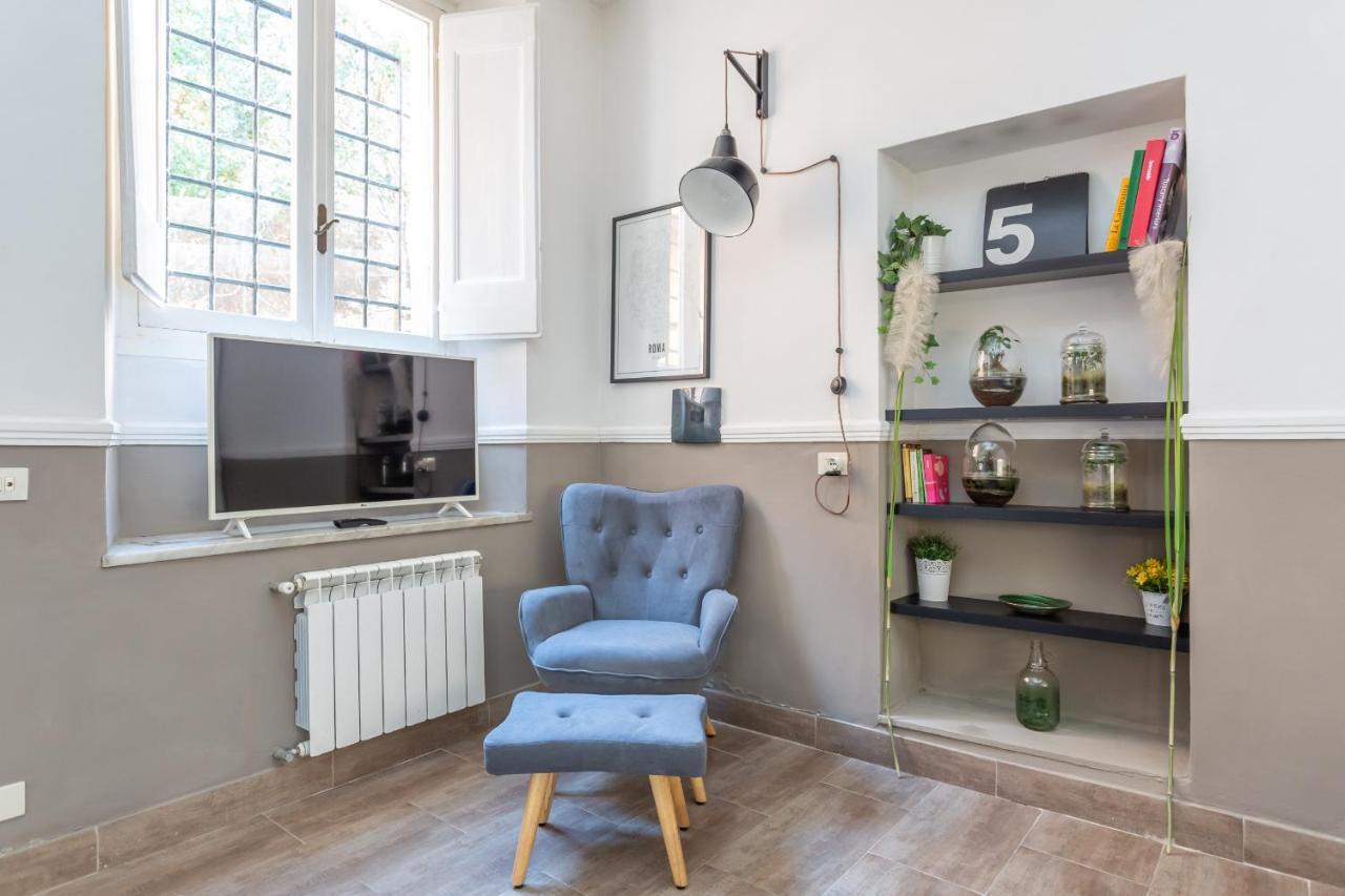 Charm Near Piazza Navona - Cozy Loft For 2 * Rom